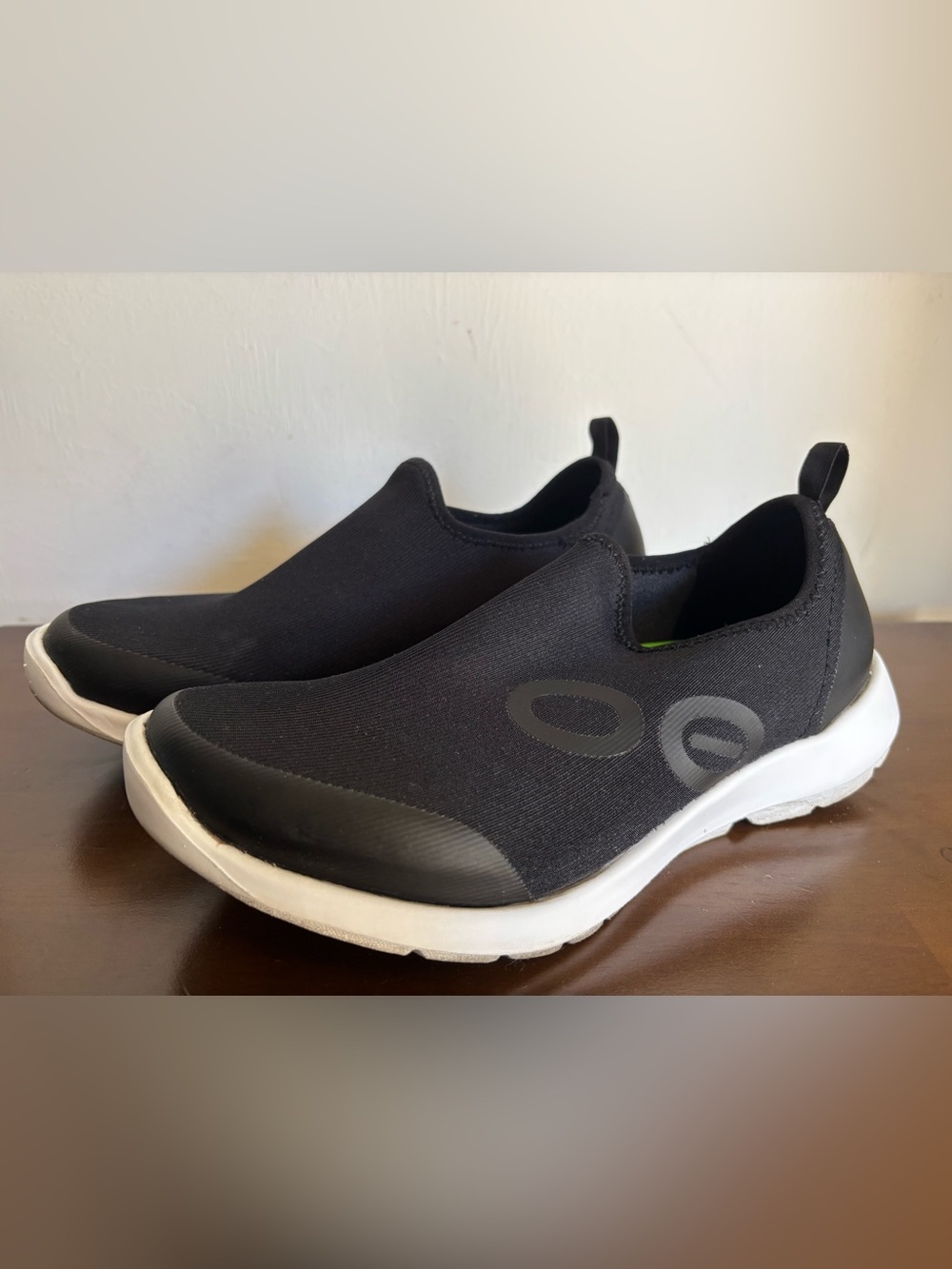 OOFOS OOmg Sport Recovery Shoes Women’s(9)